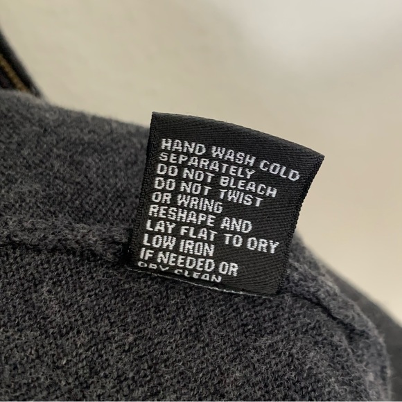 FOXCROFT Knit Zip Up Vest with Pockets Merino Wool Sleeveless size Small Gray - Picture 10 of 10